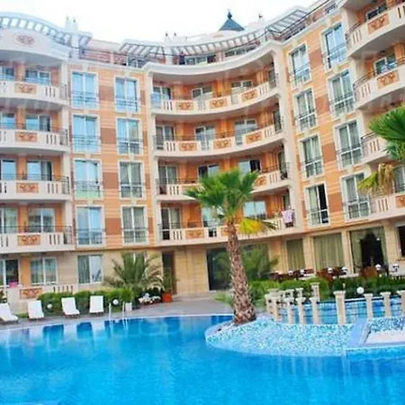 Menada Aphrodita Palace Apartment